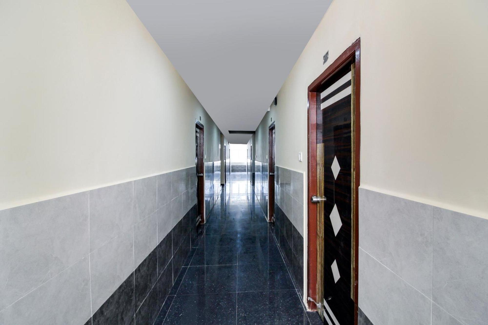 Super Hotel O New Cyber Grand Madhapur Kondapur  Exteriér fotografie
